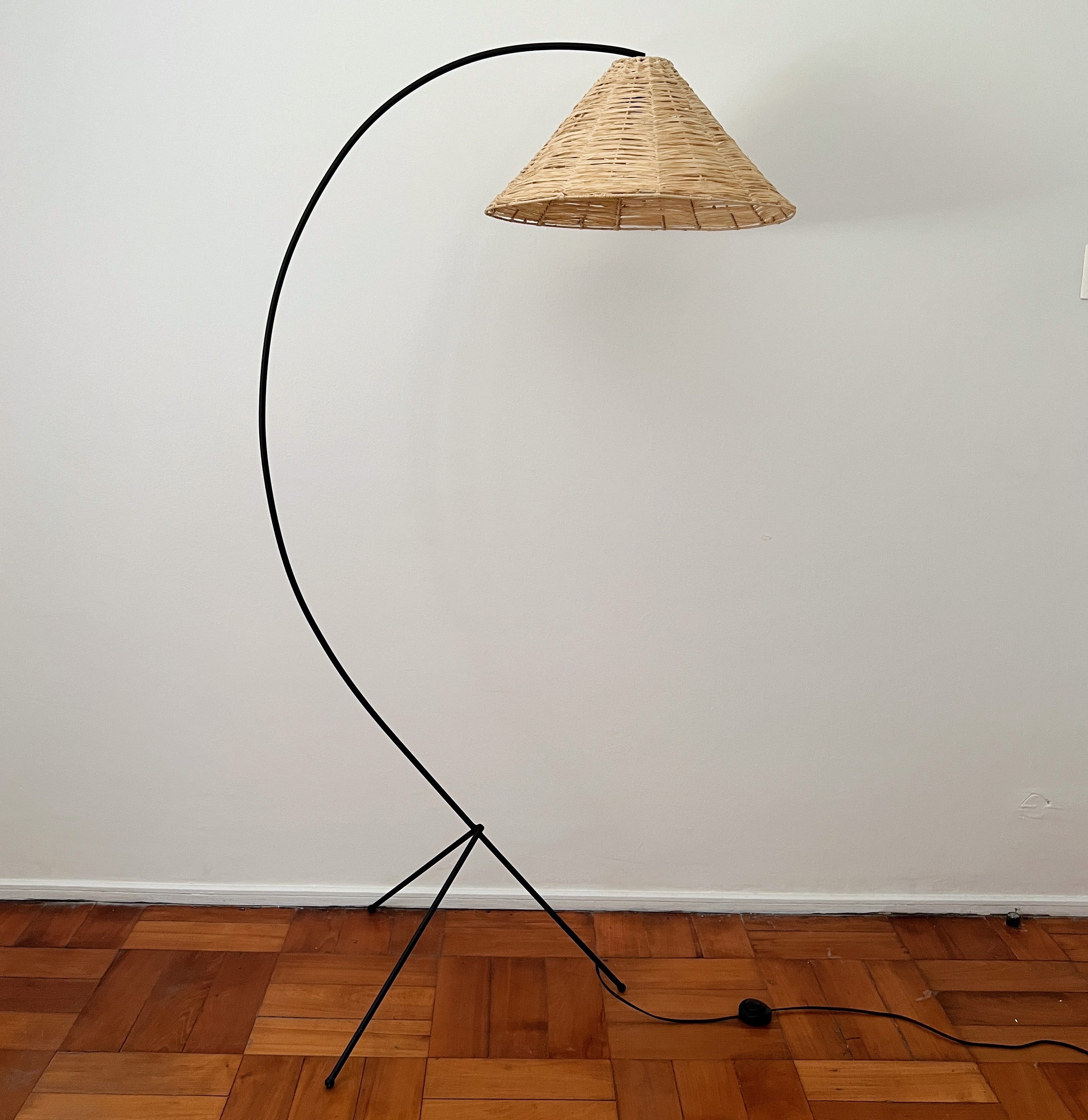 Lámpara de Pie Javier Pre Order 20 días hábiles