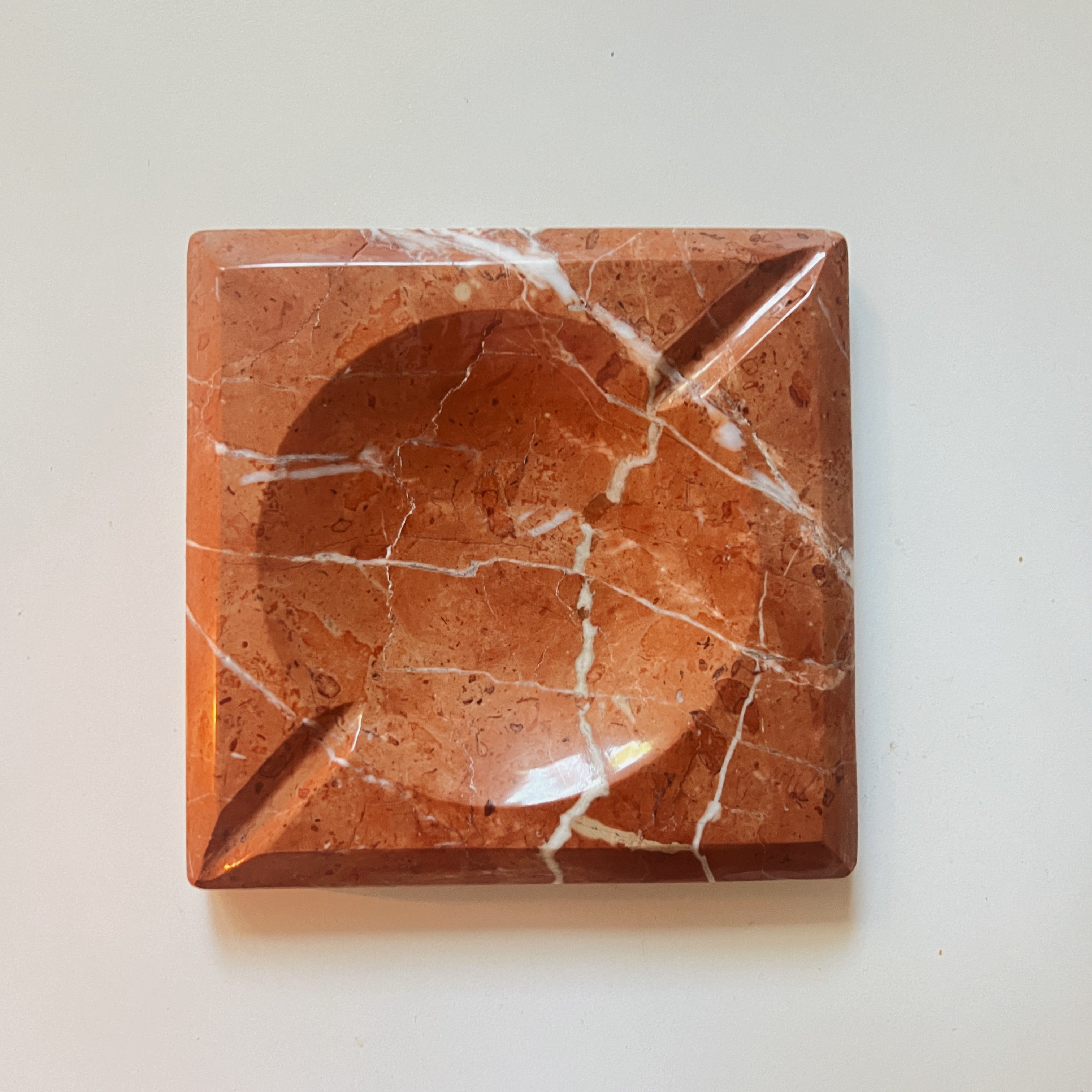 Cenicero Mármol Rojo Alicante