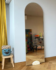 Set Espejo Arco 55 x 161 cms + Base Mármol Marea