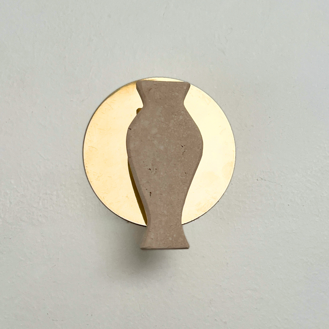 Perchero Hidria + Bronce Travertino