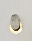 Perchero Mármol Carrara Ovalado + Bronce