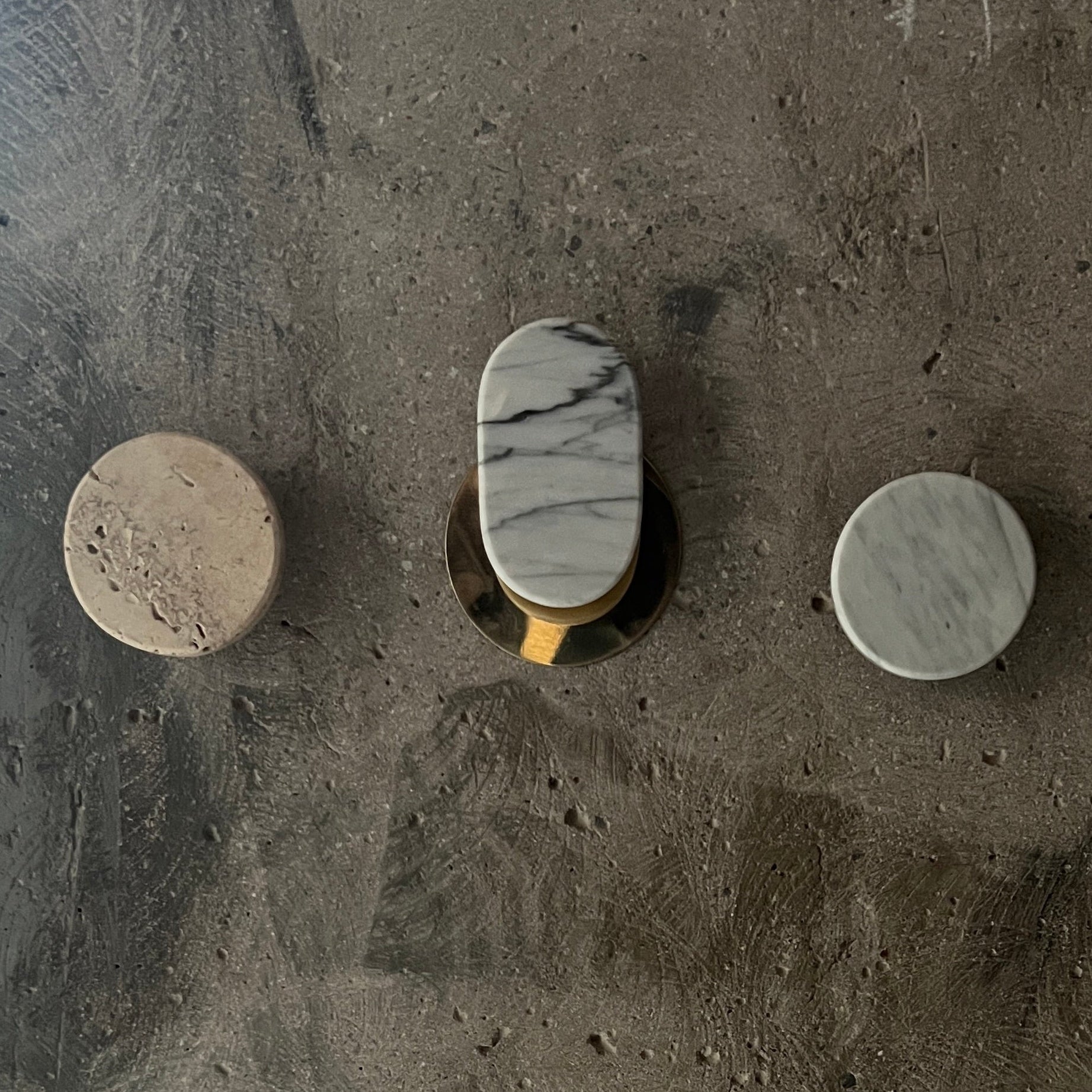 Perchero Mármol Carrara Redondo