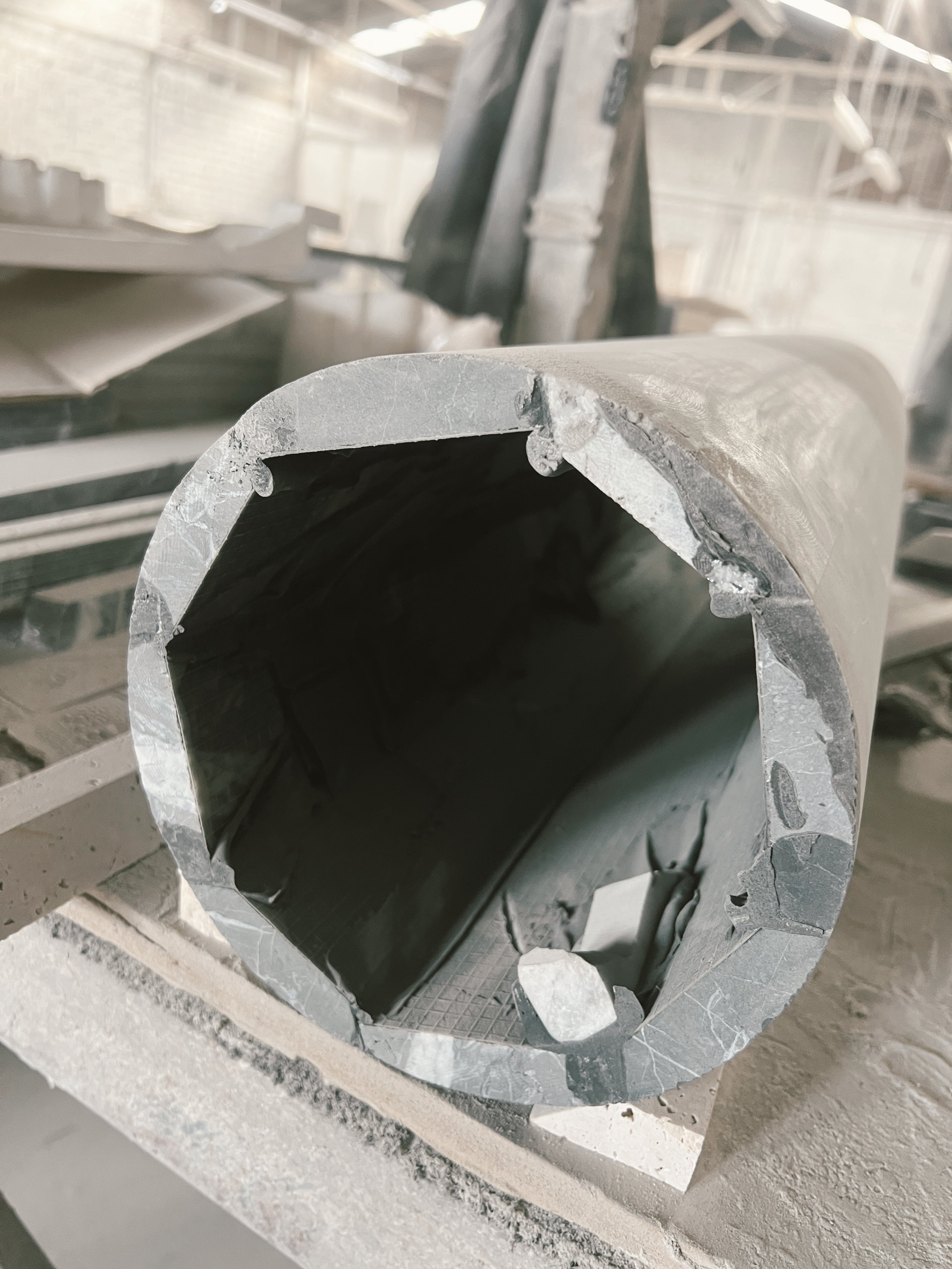 Columna Beatrice - Pilar Mármol Marquina