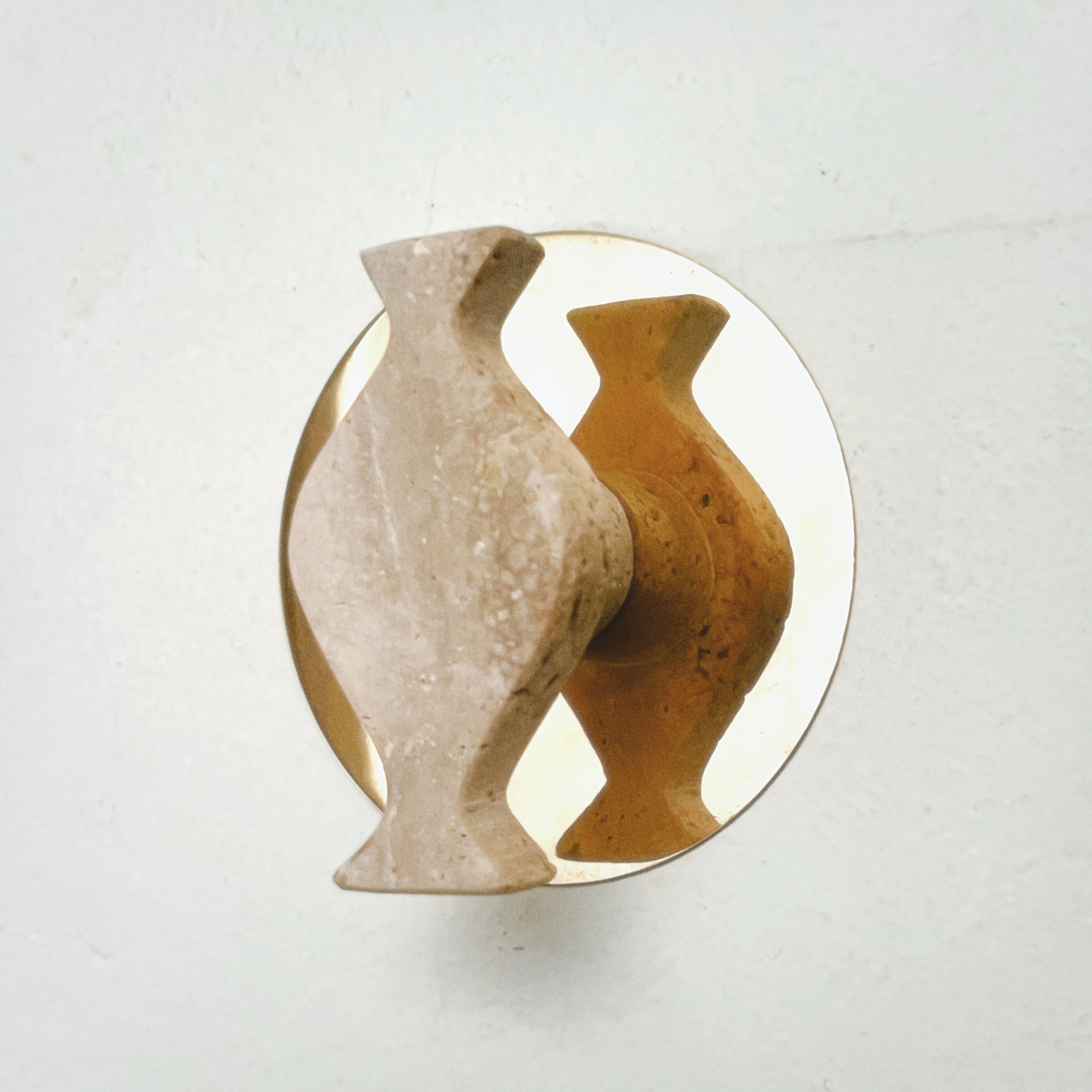 Perchero Alma + Bronce Travertino