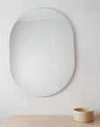 Espejo Ovalado Reflejo Sereno